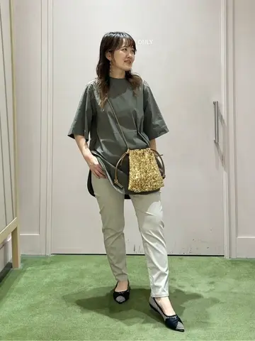 ANY フジコ コーディネート画像