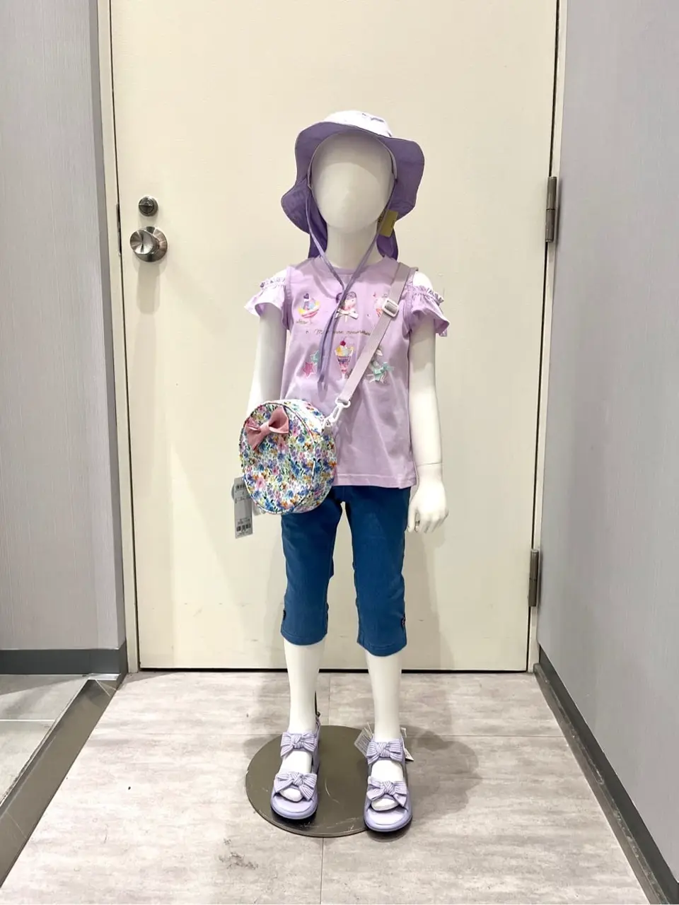 ANY 金井 コーディネート画像