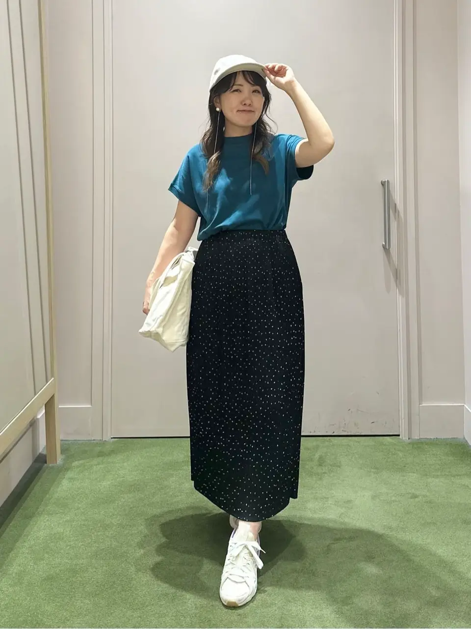 ANY フジコ コーディネート画像