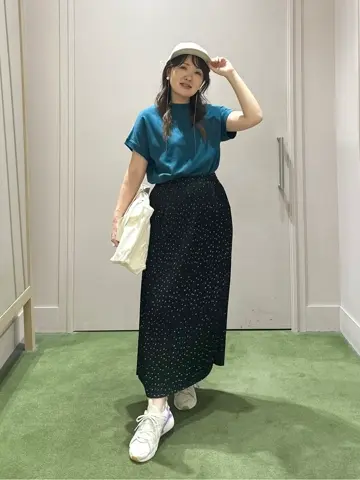 ANY フジコ コーディネート画像