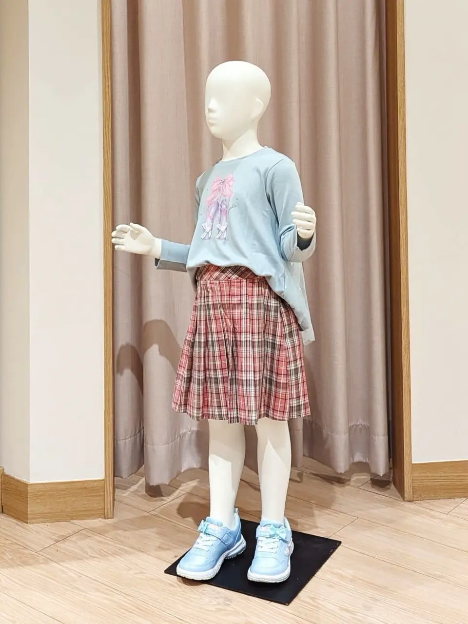 ANY 奥原 コーディネート画像