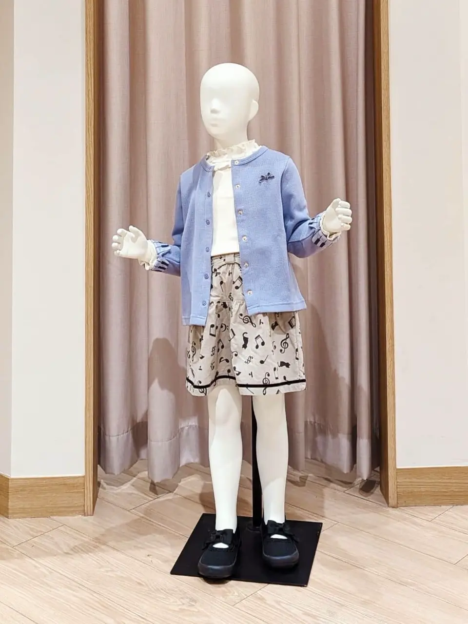 ANY 奥原 コーディネート画像