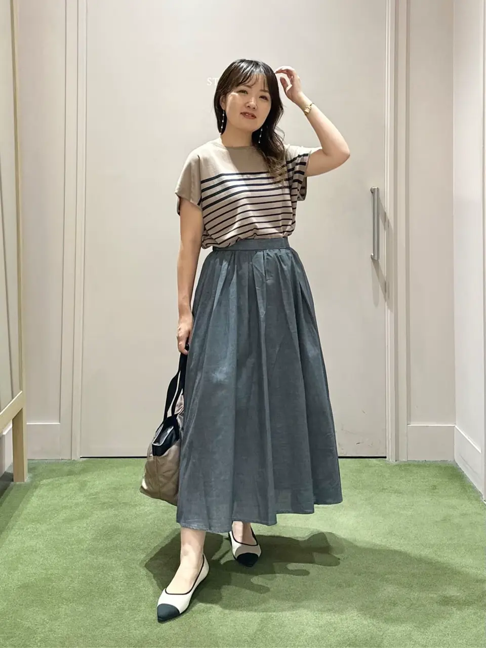 ANY フジコ コーディネート画像