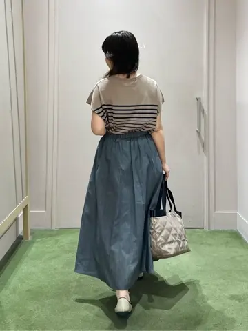 ANY フジコ コーディネート画像