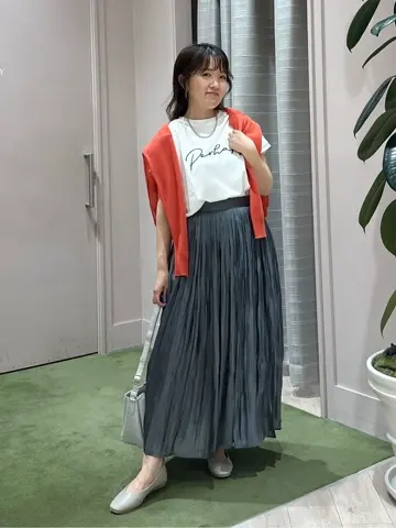 ANY フジコ コーディネート画像