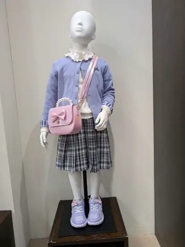 ANY 佐々木 コーディネート画像