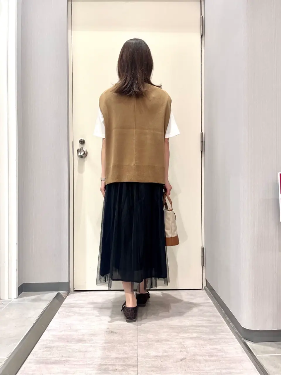 ANY 金井 コーディネート画像