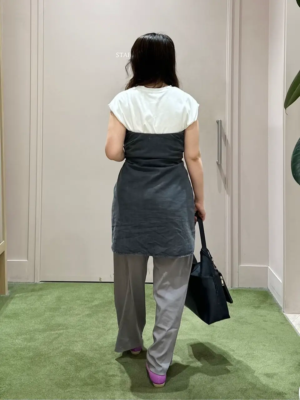 ANY フジコ コーディネート画像