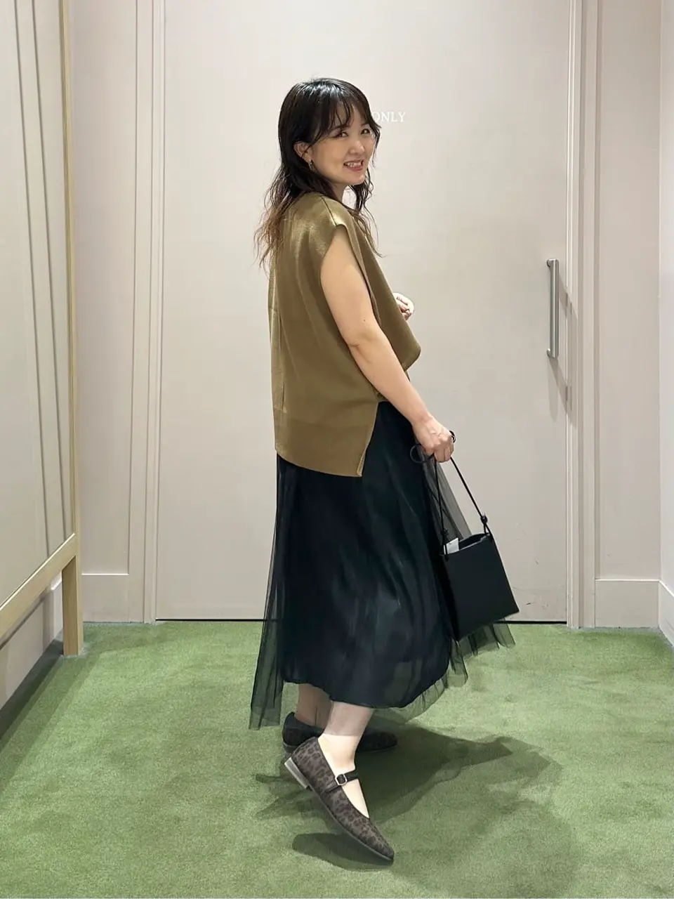 ANY フジコ コーディネート画像