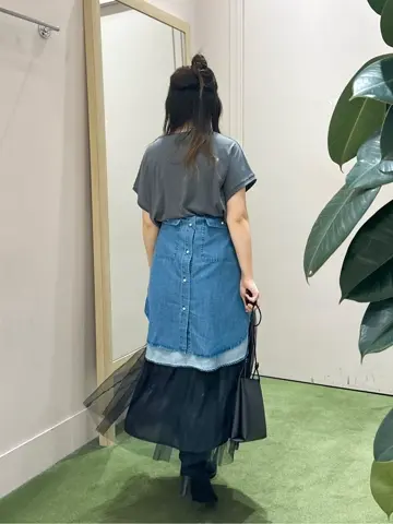 ANY フジコ コーディネート画像