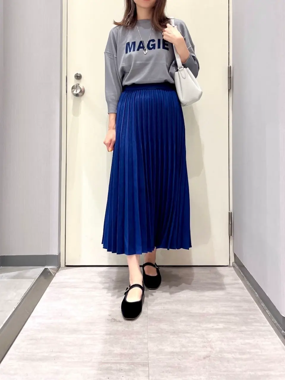 ANY 金井 コーディネート画像