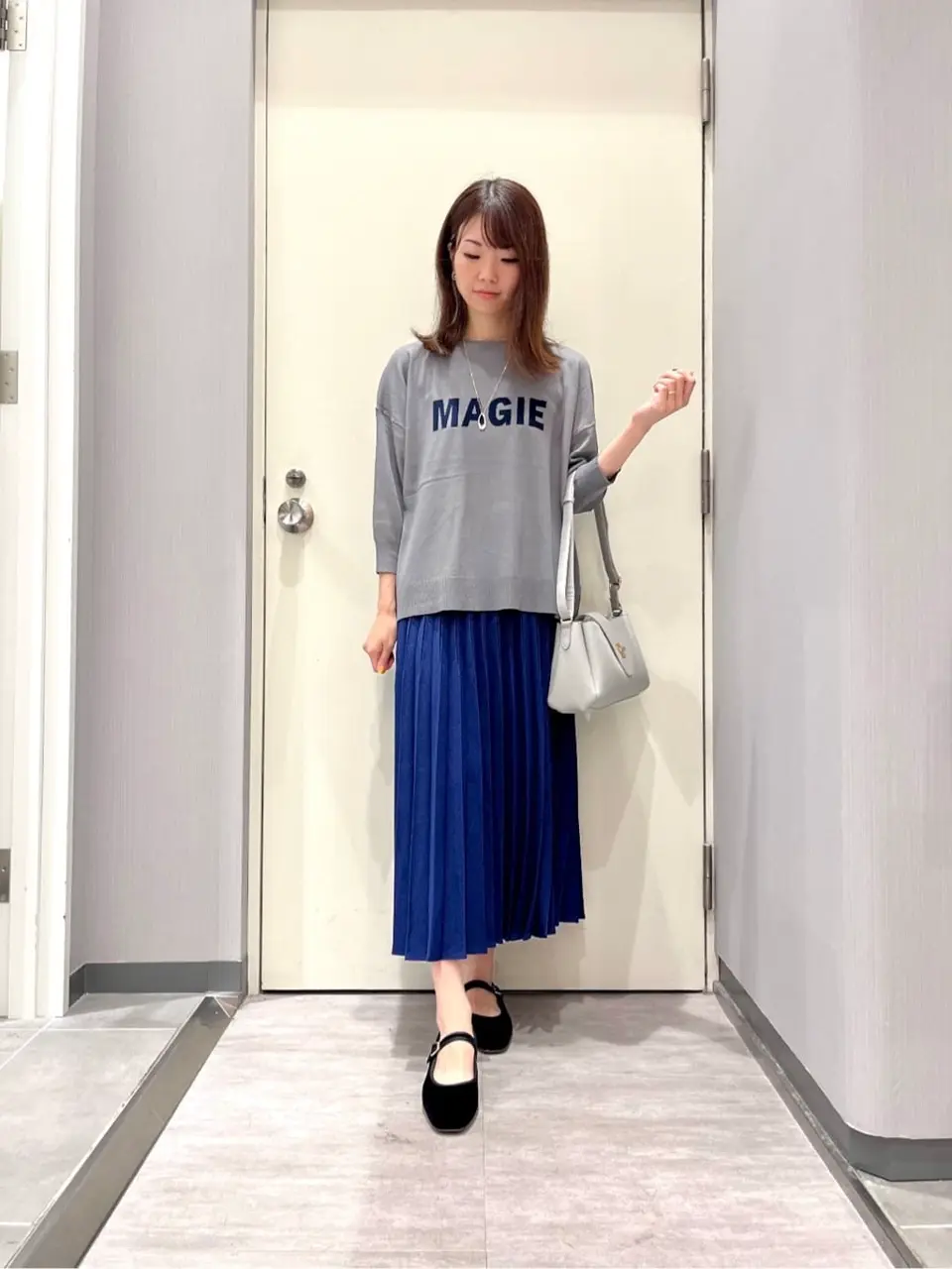 ANY 金井 コーディネート画像