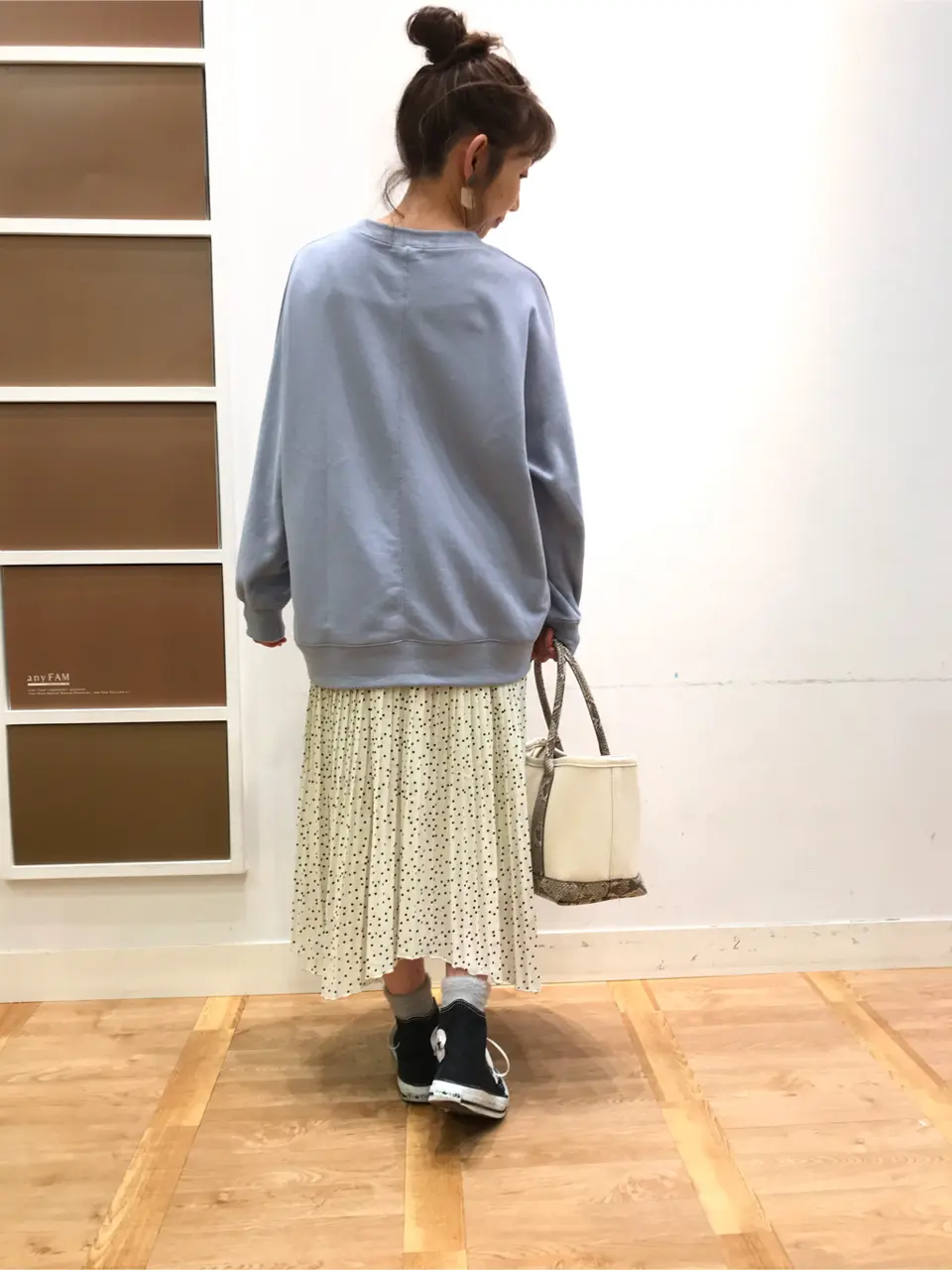 ANY 山口 コーディネート画像