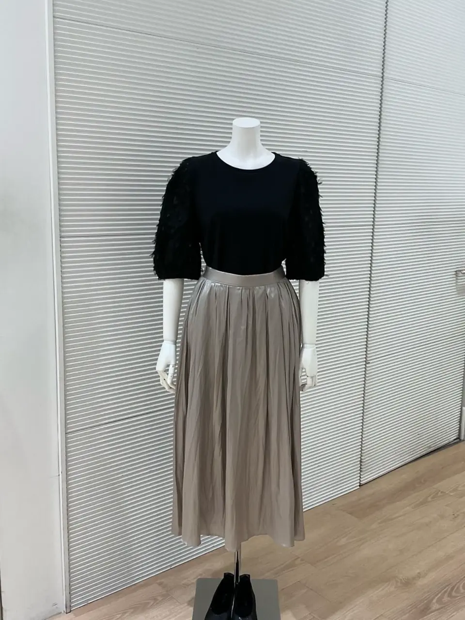 ANY こばやし コーディネート画像