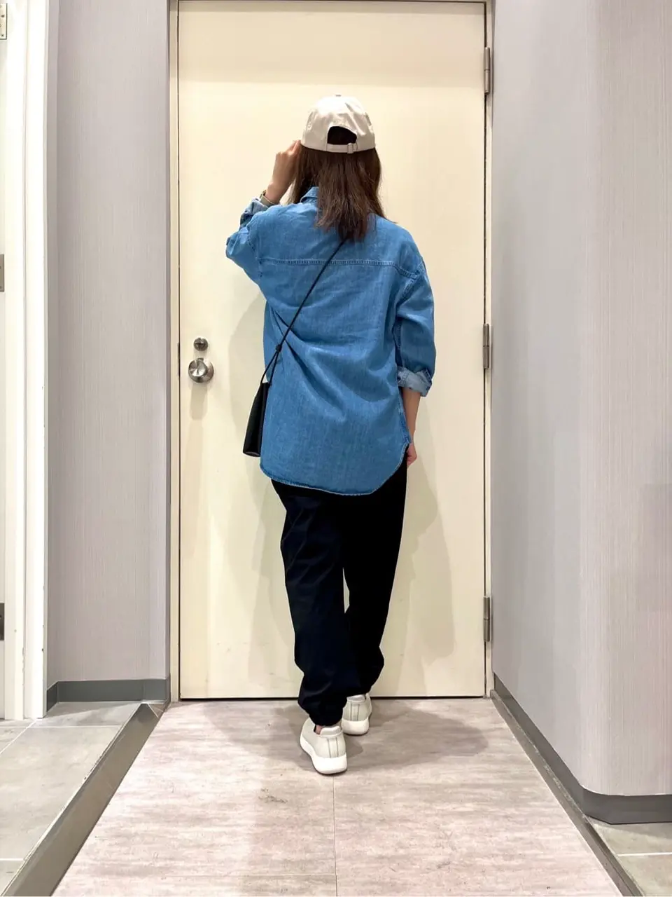 ANY 金井 コーディネート画像