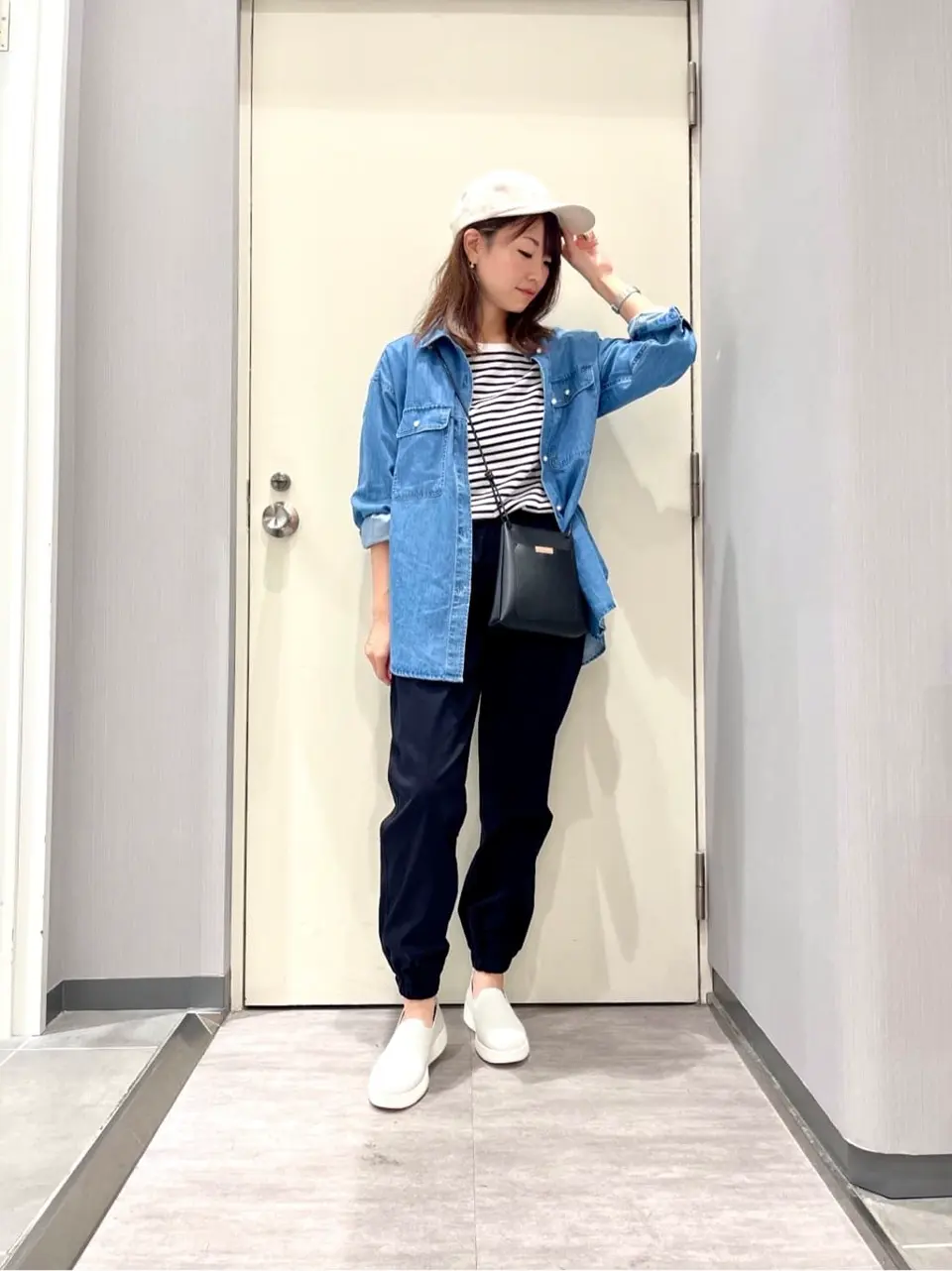 ANY 金井 コーディネート画像