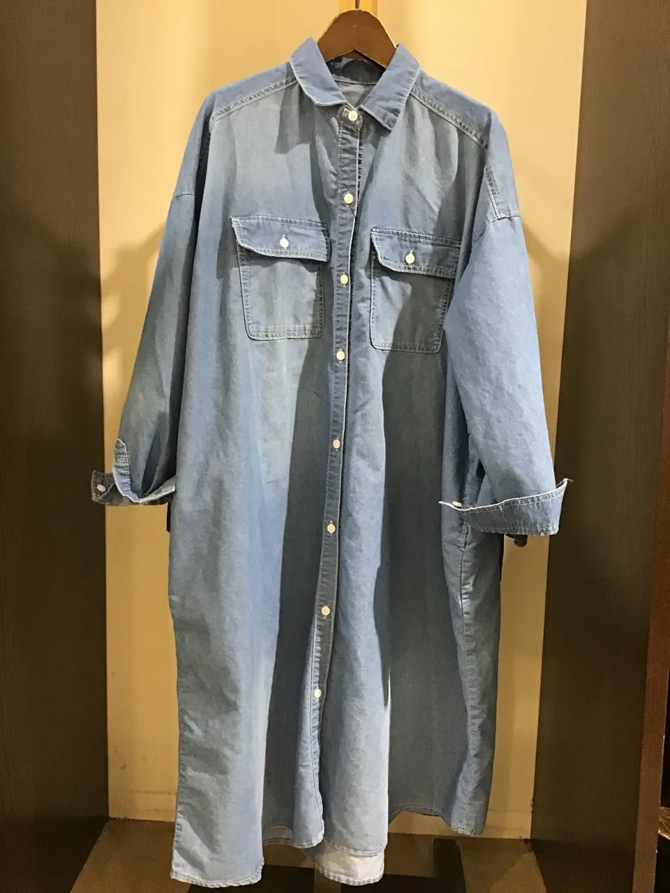 ANY 渡邊 コーディネート画像