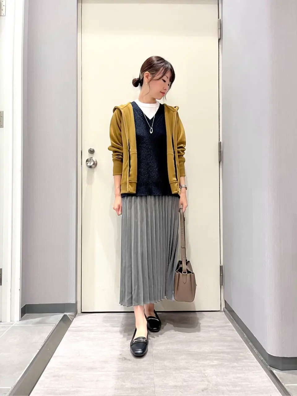 ANY 金井 コーディネート画像