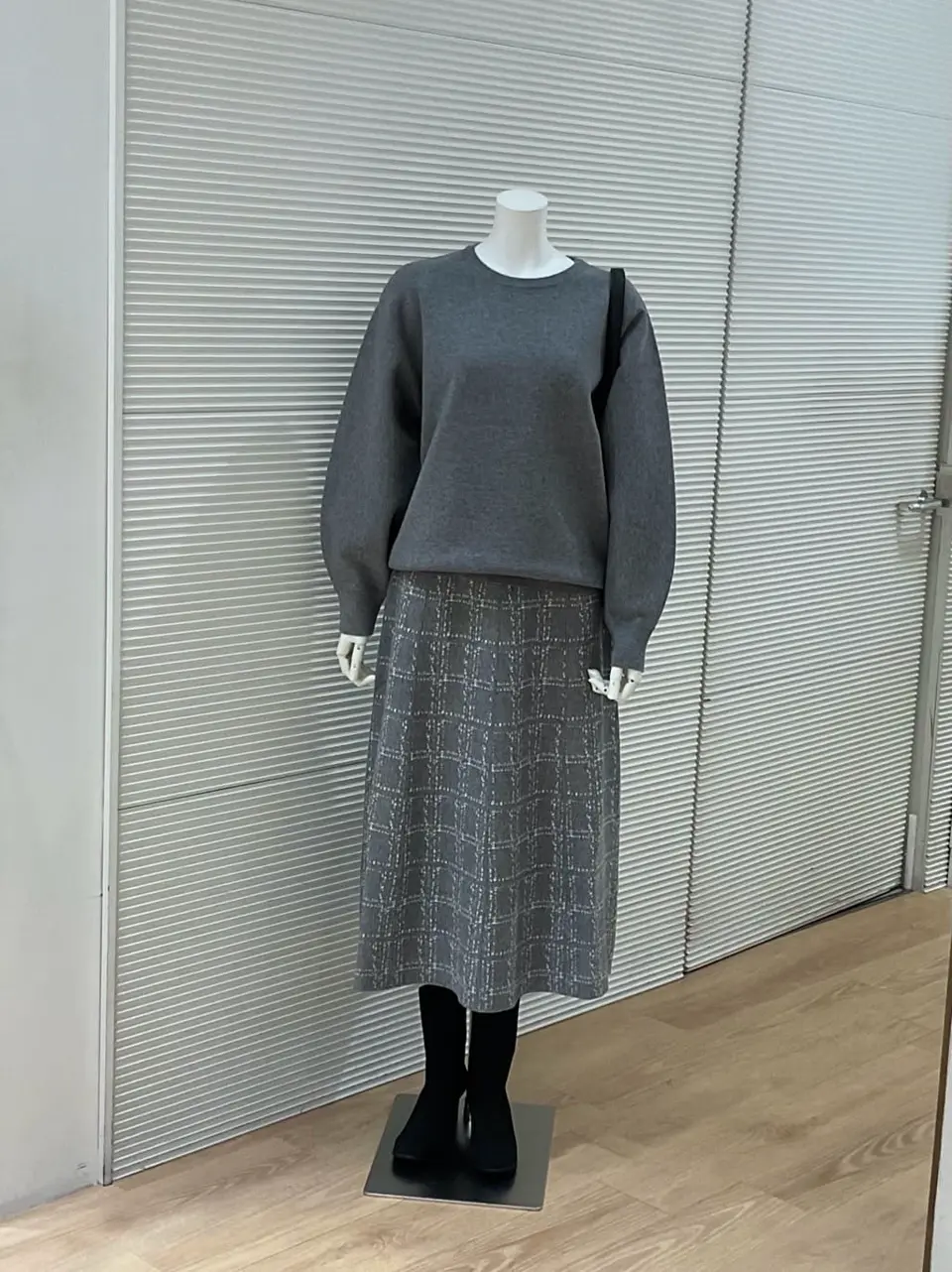 ANY こばやし コーディネート画像