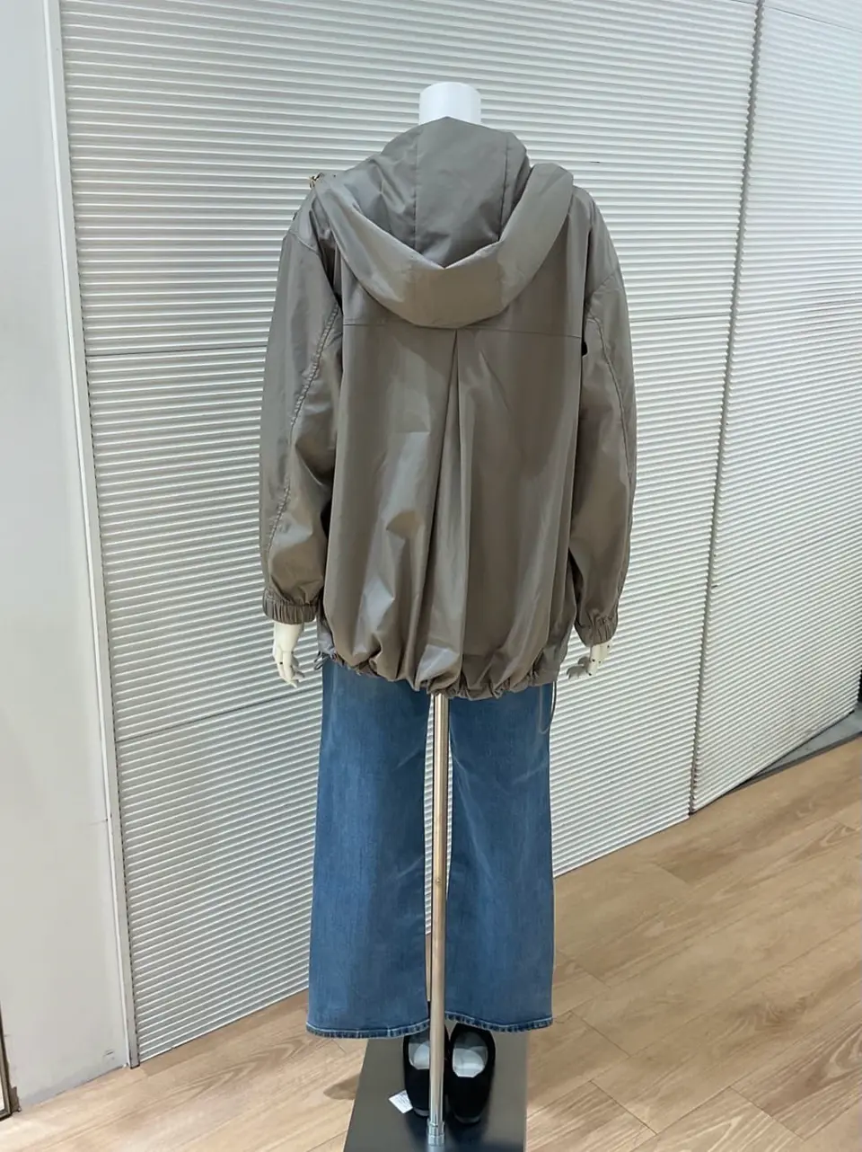 ANY こばやし コーディネート画像