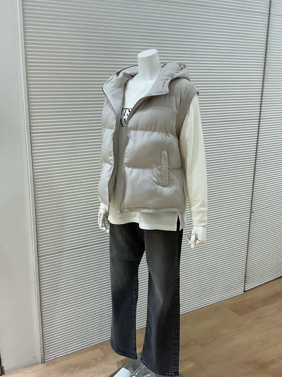 ANY こばやし コーディネート画像