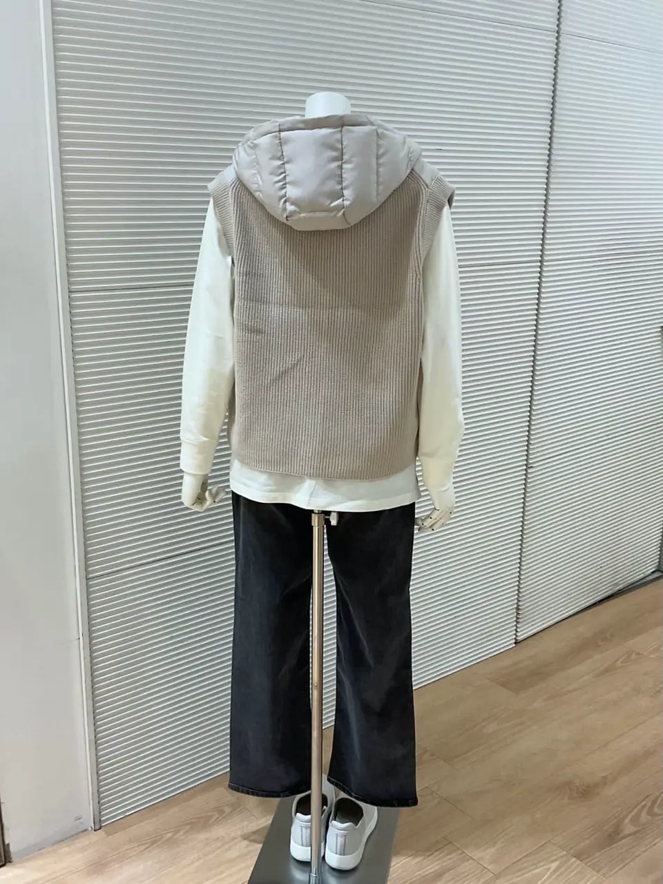 ANY こばやし コーディネート画像