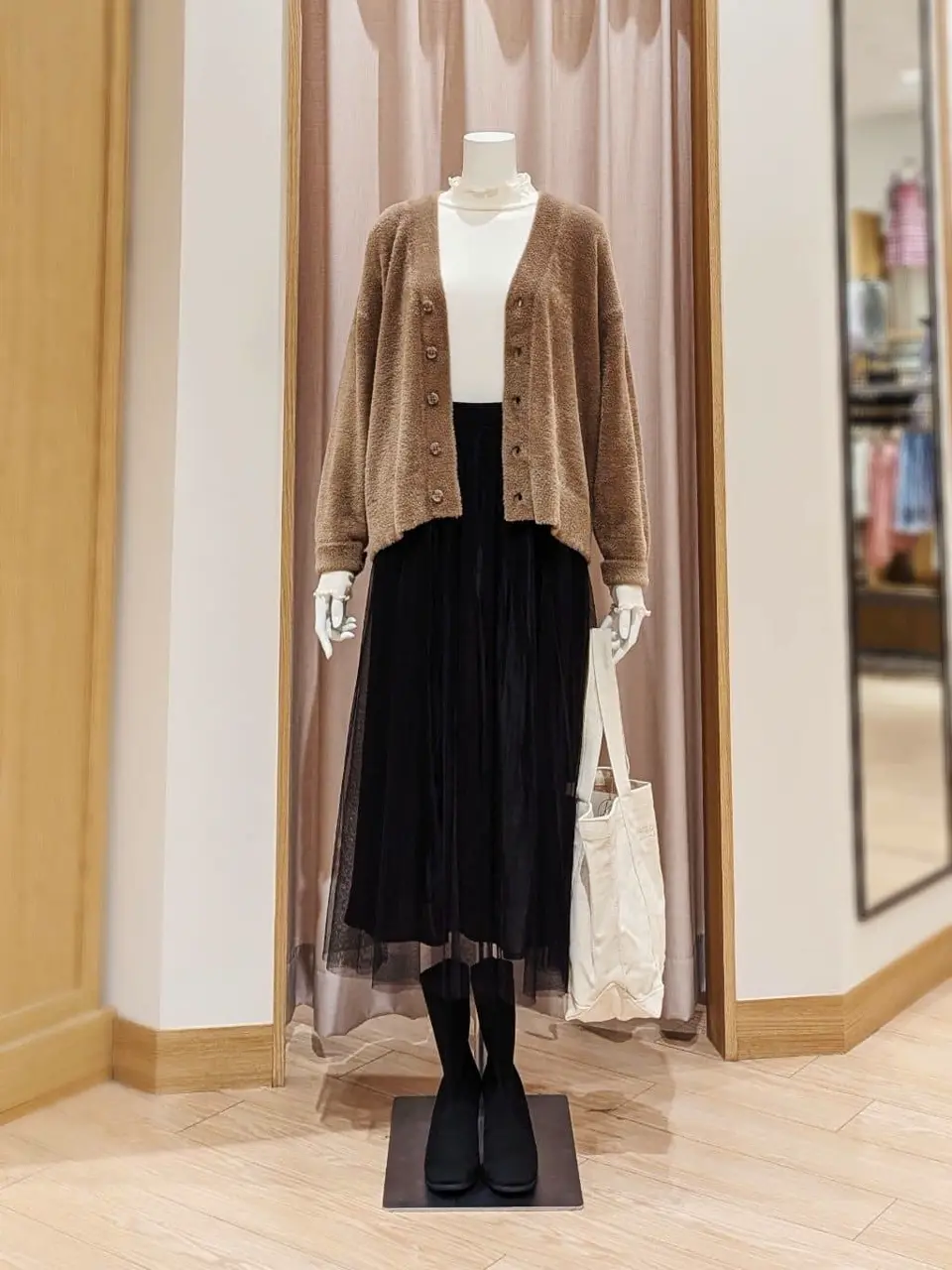 ANY 岩田 コーディネート画像