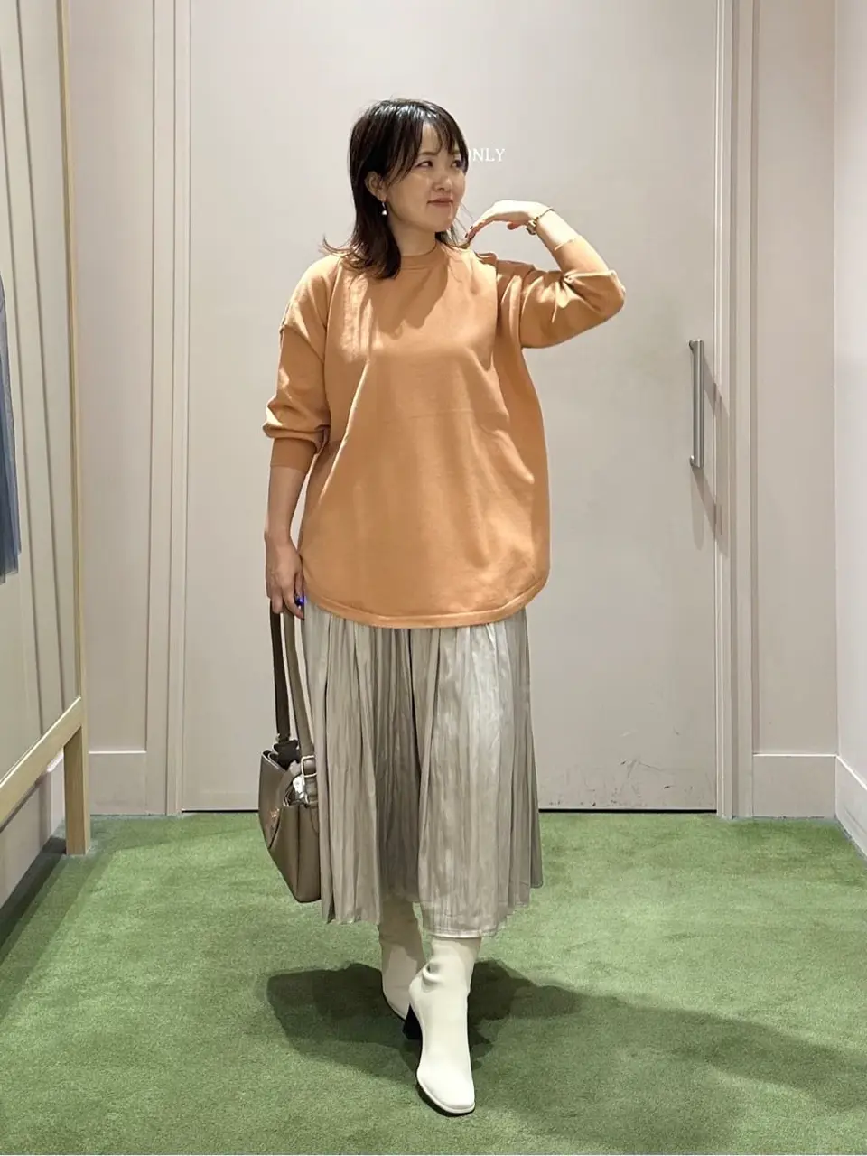 ANY フジコ コーディネート画像