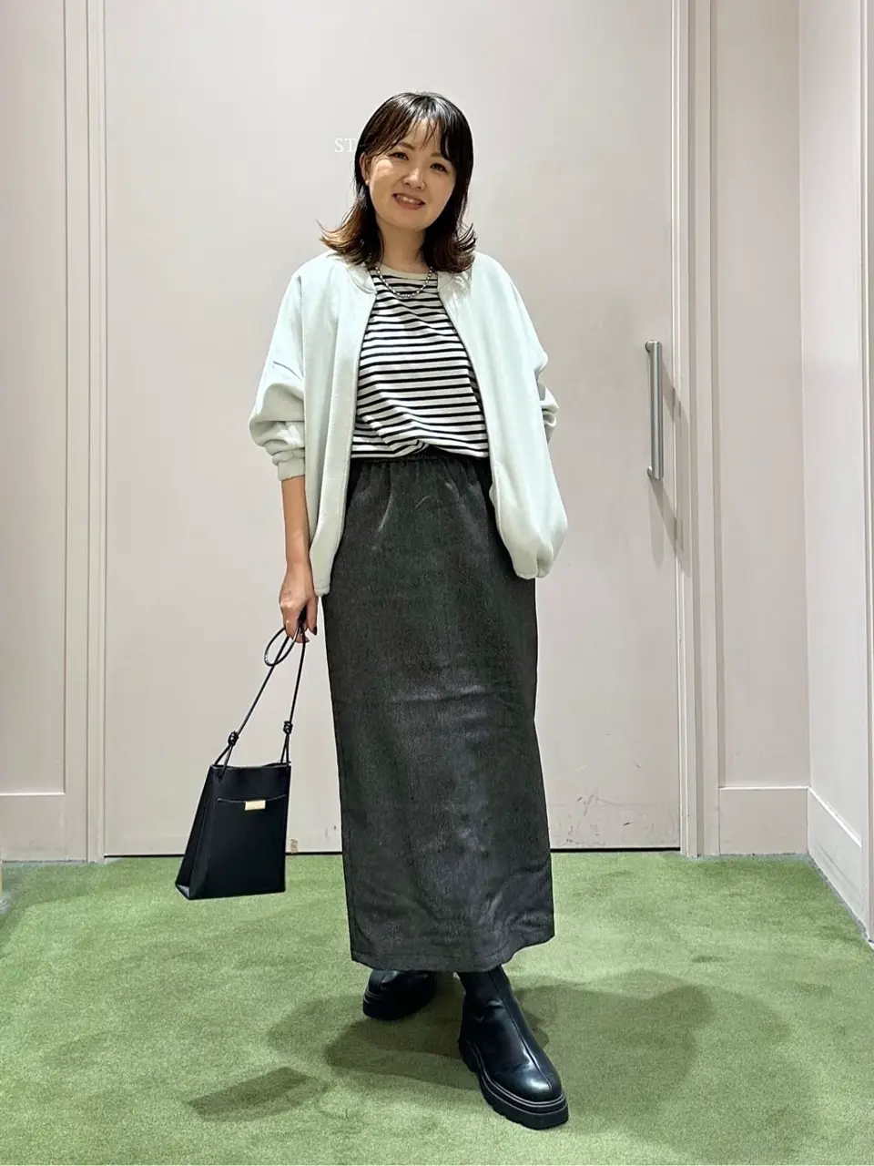 ANY フジコ コーディネート画像