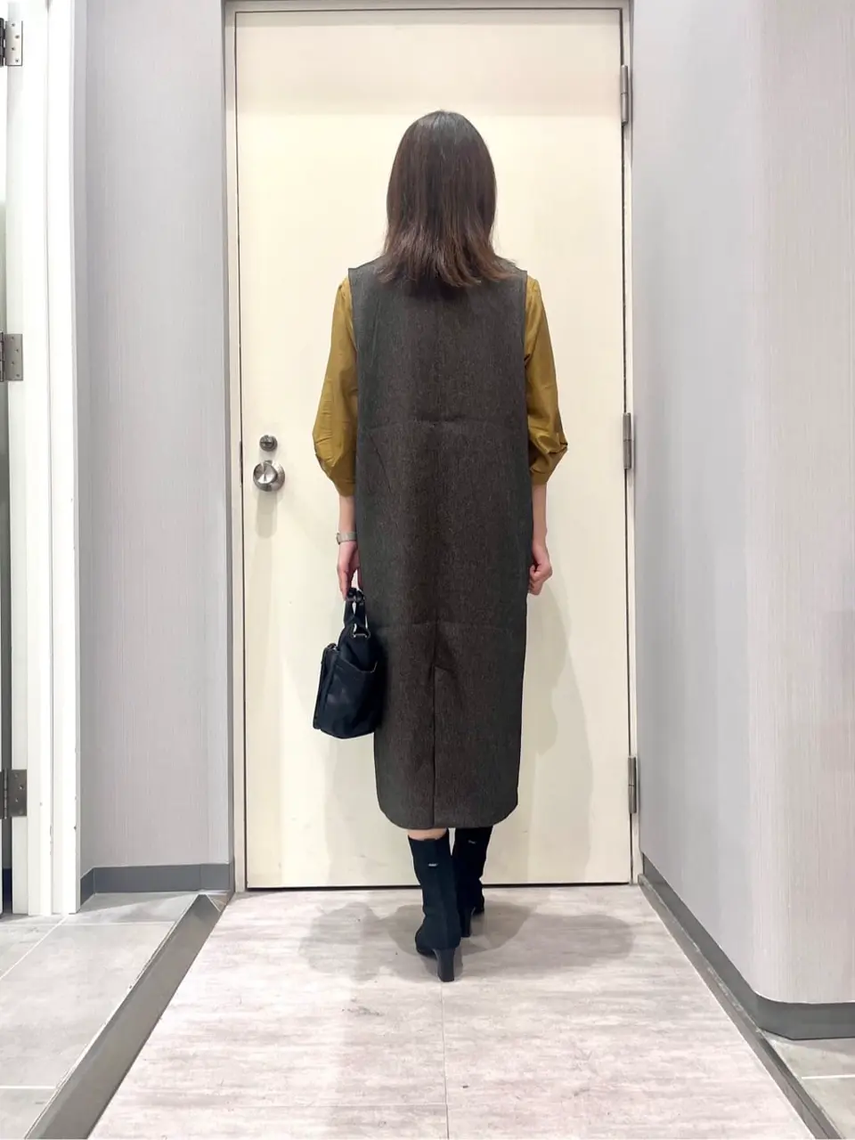 ANY 金井 コーディネート画像