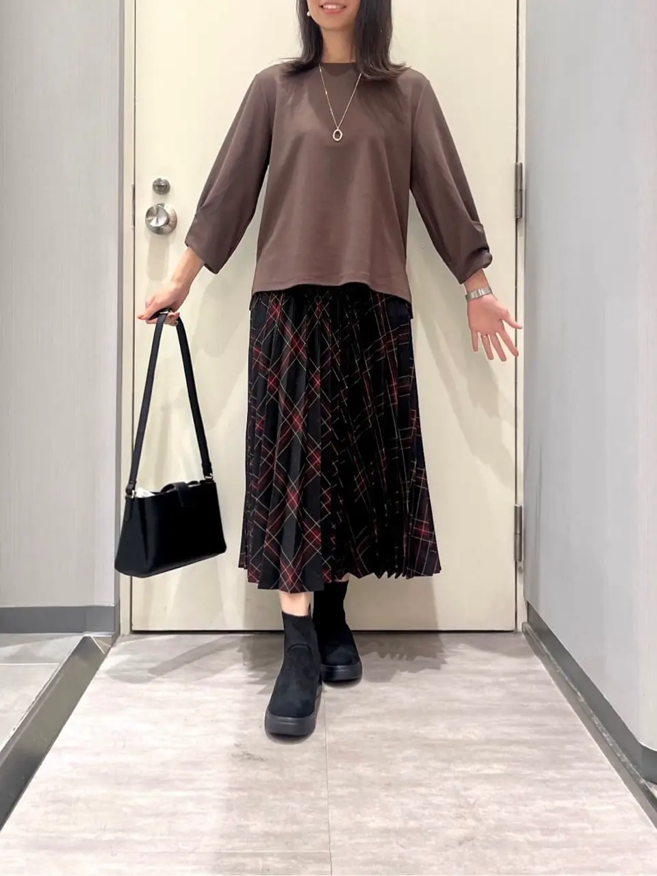 ANY 金井 コーディネート画像