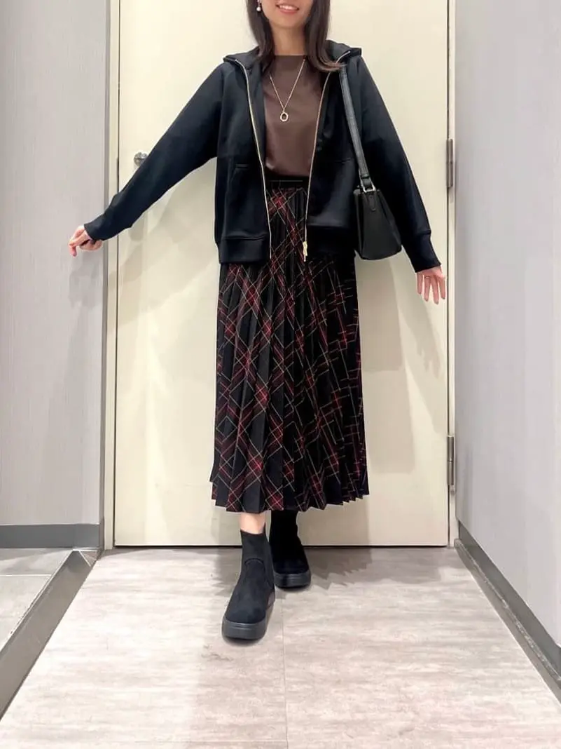 ANY 金井 コーディネート画像