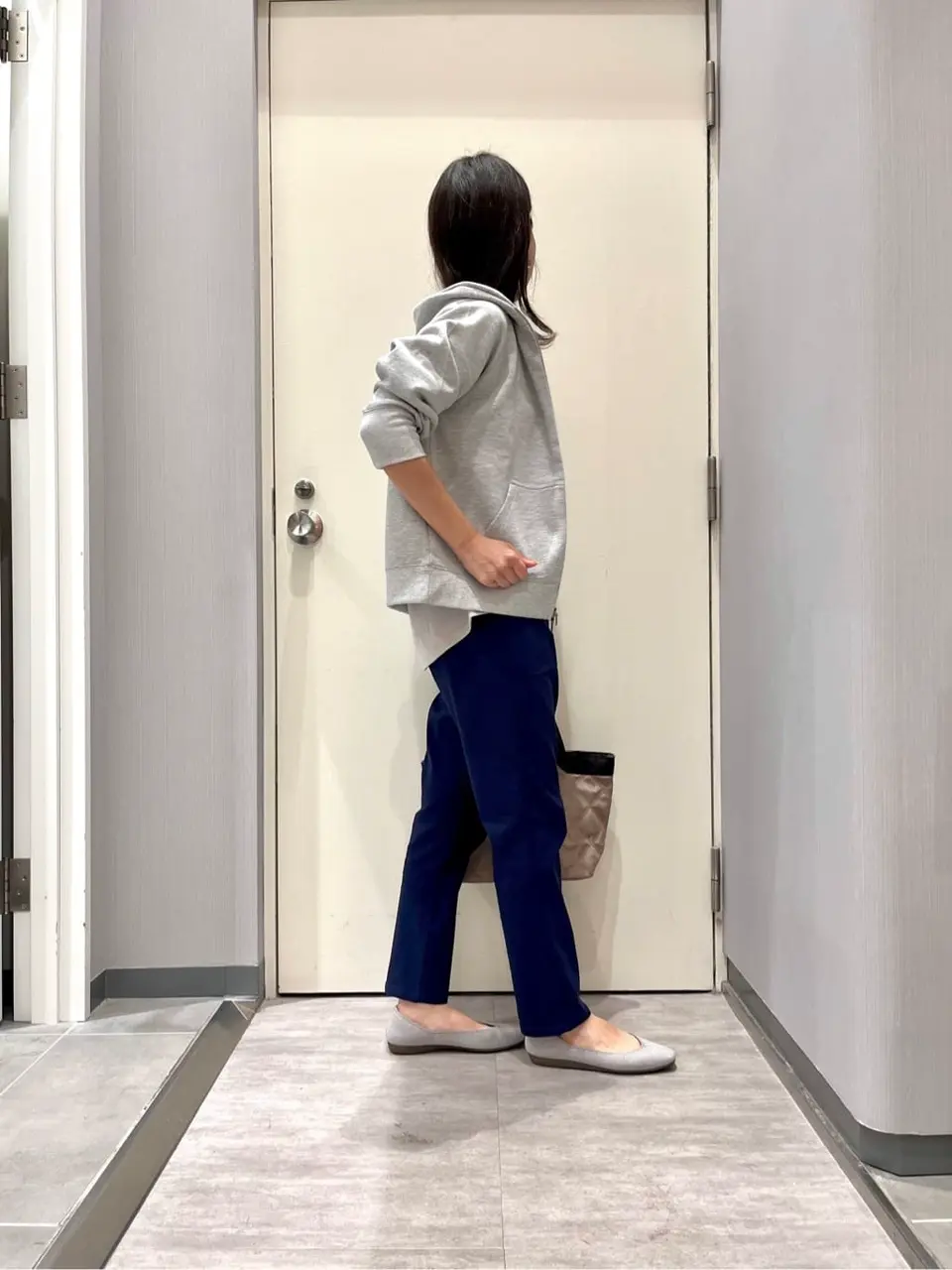 ANY 金井 コーディネート画像