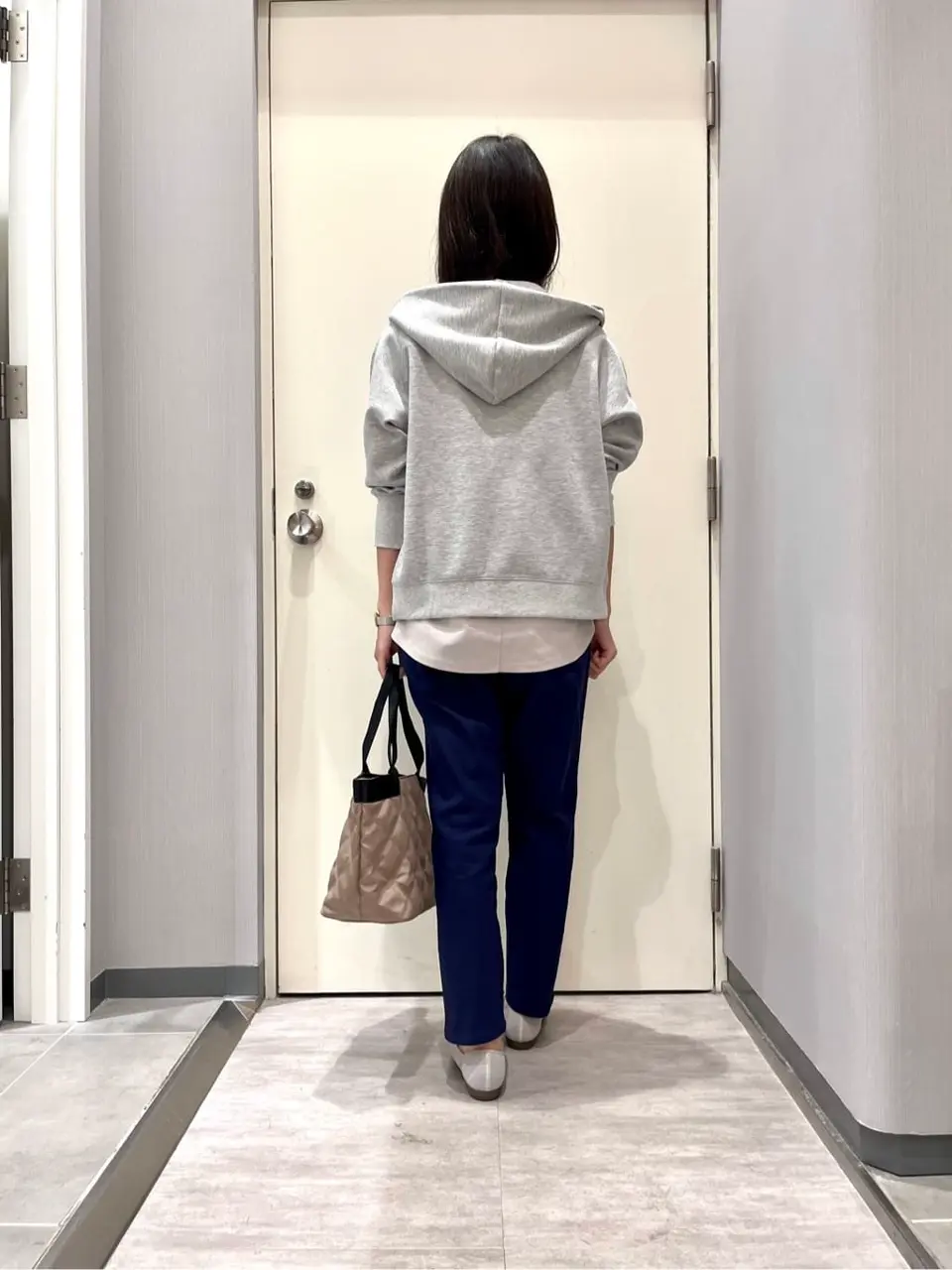 ANY 金井 コーディネート画像