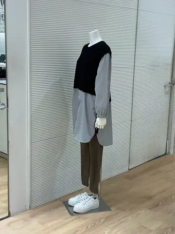 ANY こばやし コーディネート画像