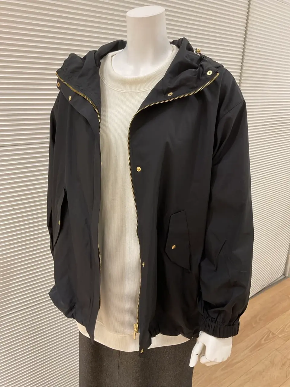 ANY こばやし コーディネート画像