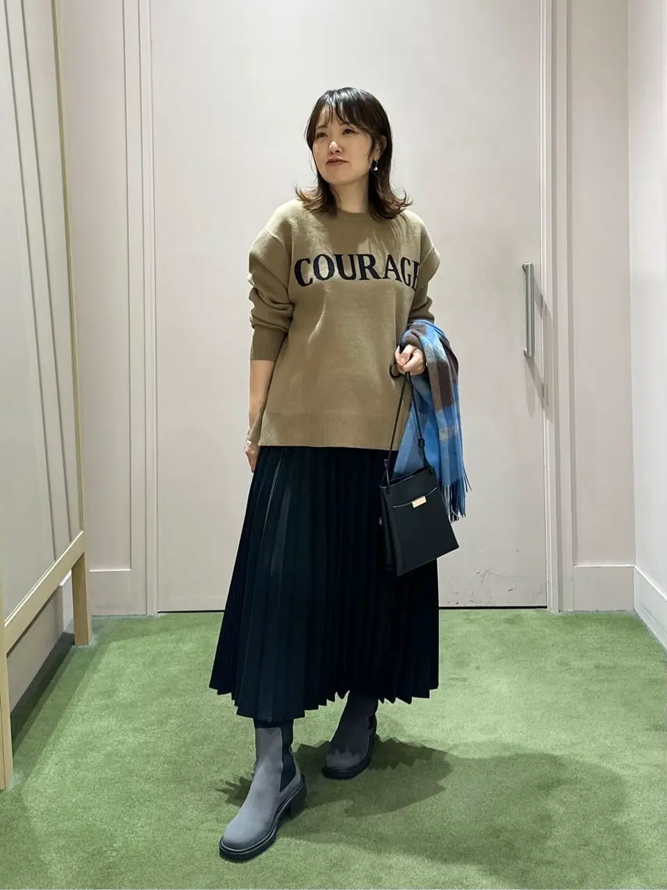 ANY フジコ コーディネート画像