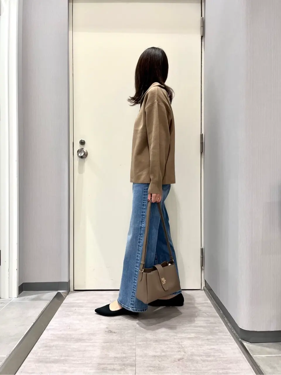 ANY 金井 コーディネート画像