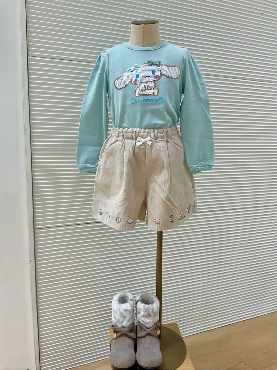 ANY Y コーディネート画像