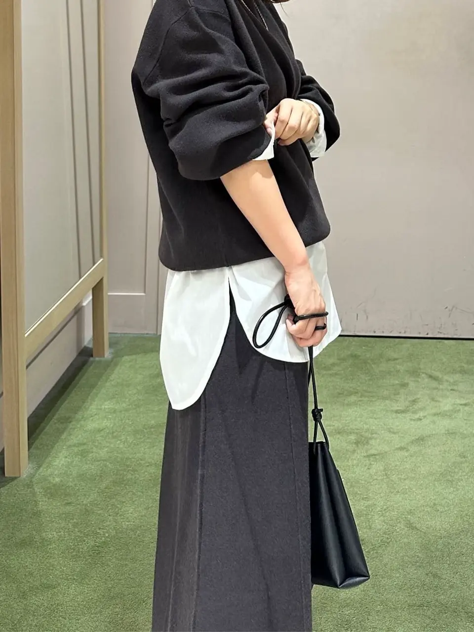 ANY フジコ コーディネート画像