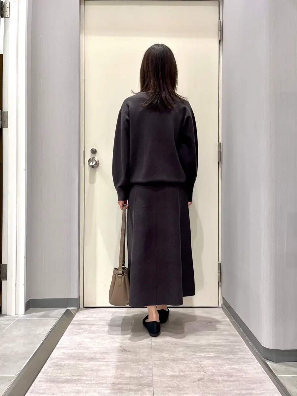 ANY 金井 コーディネート画像