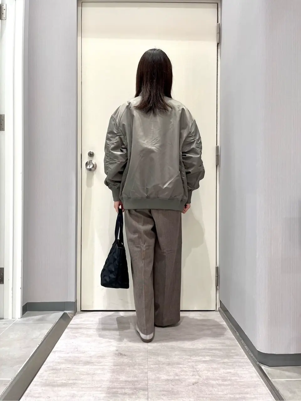 ANY 金井 コーディネート画像