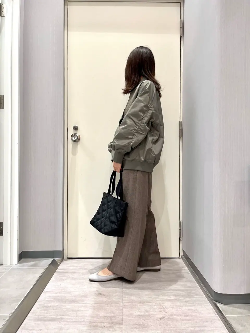 ANY 金井 コーディネート画像