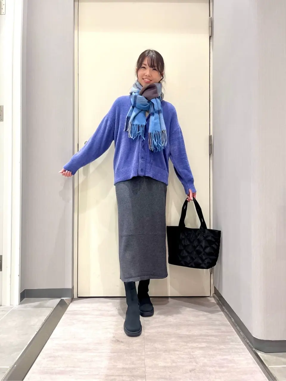 ANY 金井 コーディネート画像