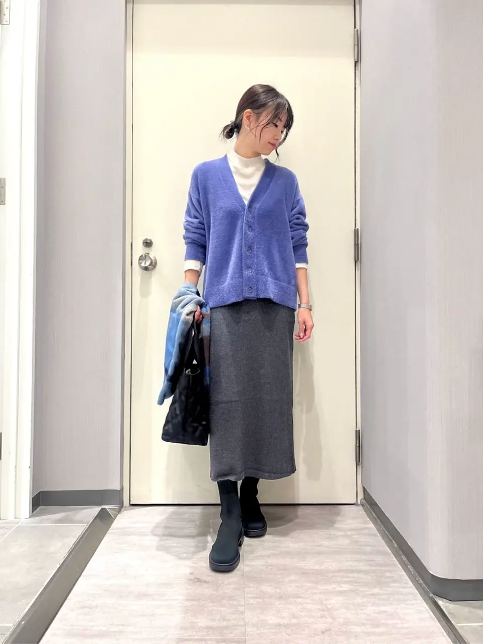 ANY 金井 コーディネート画像