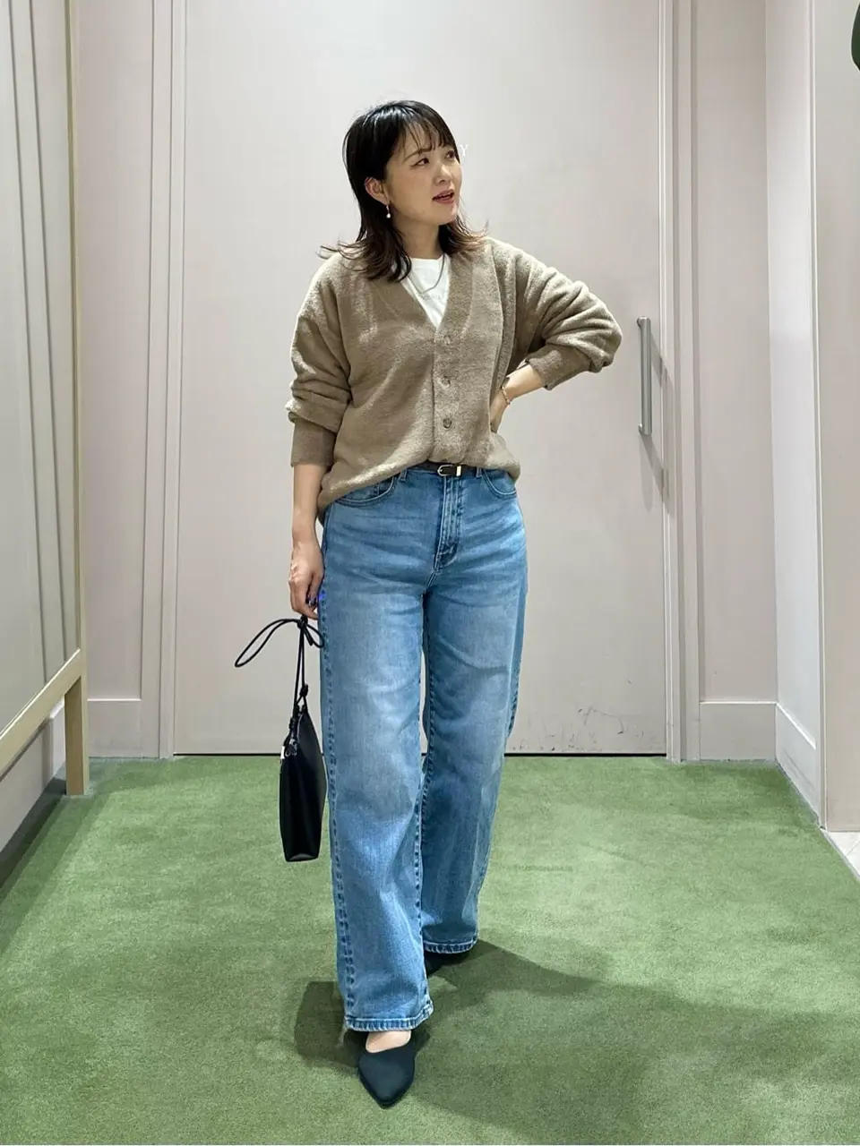 ANY フジコ コーディネート画像