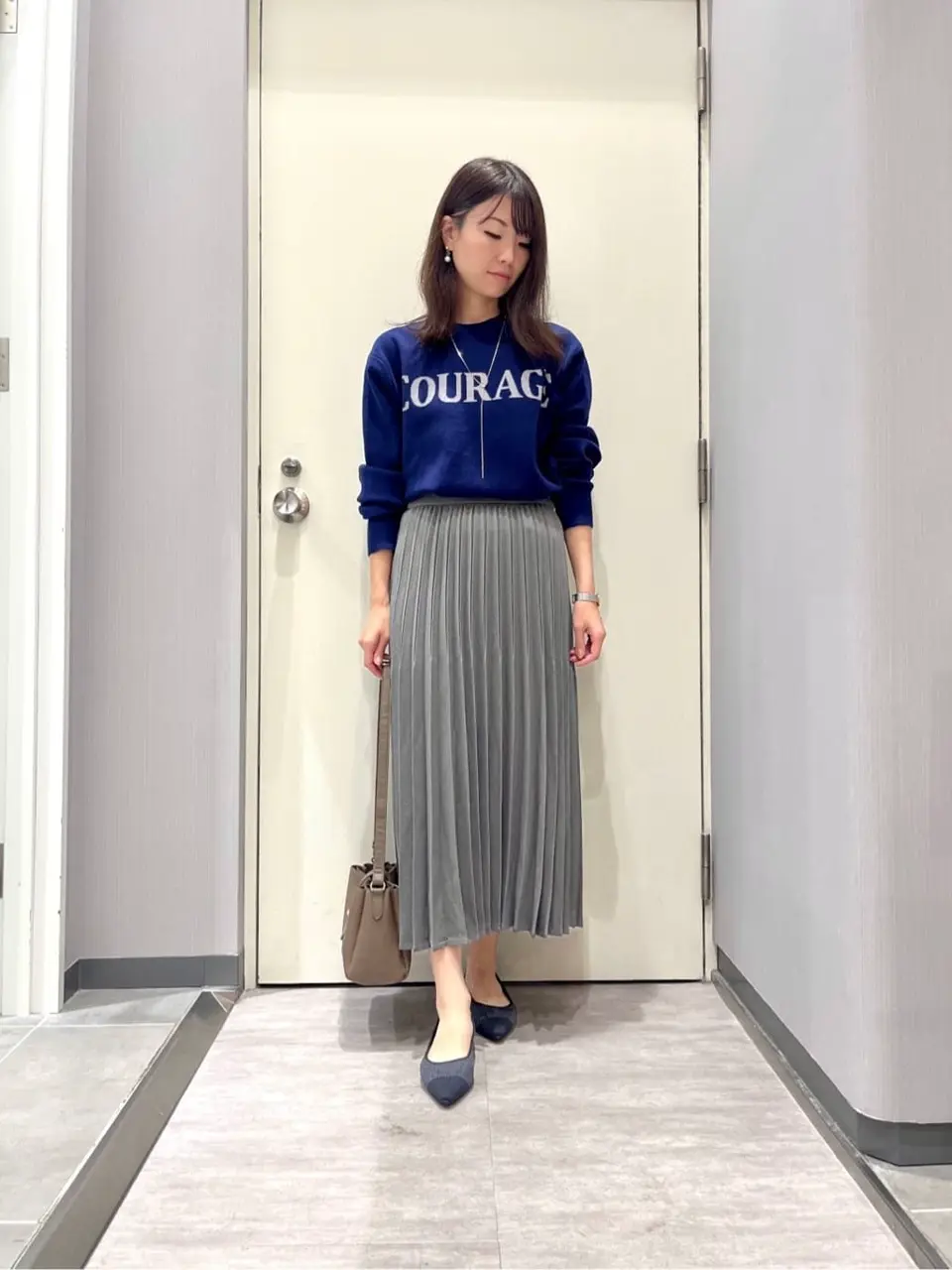 ANY 金井 コーディネート画像