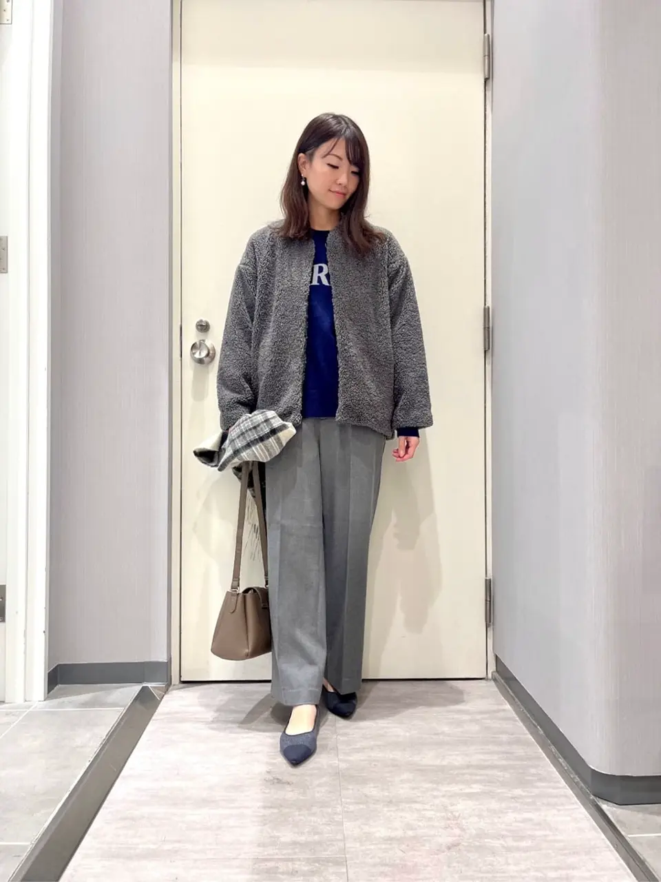 ANY 金井 コーディネート画像