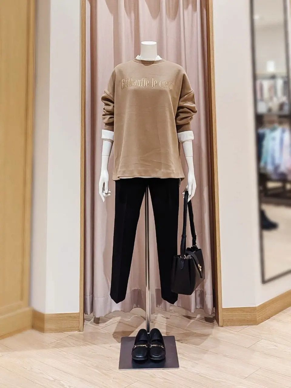 ANY 岩田 コーディネート画像