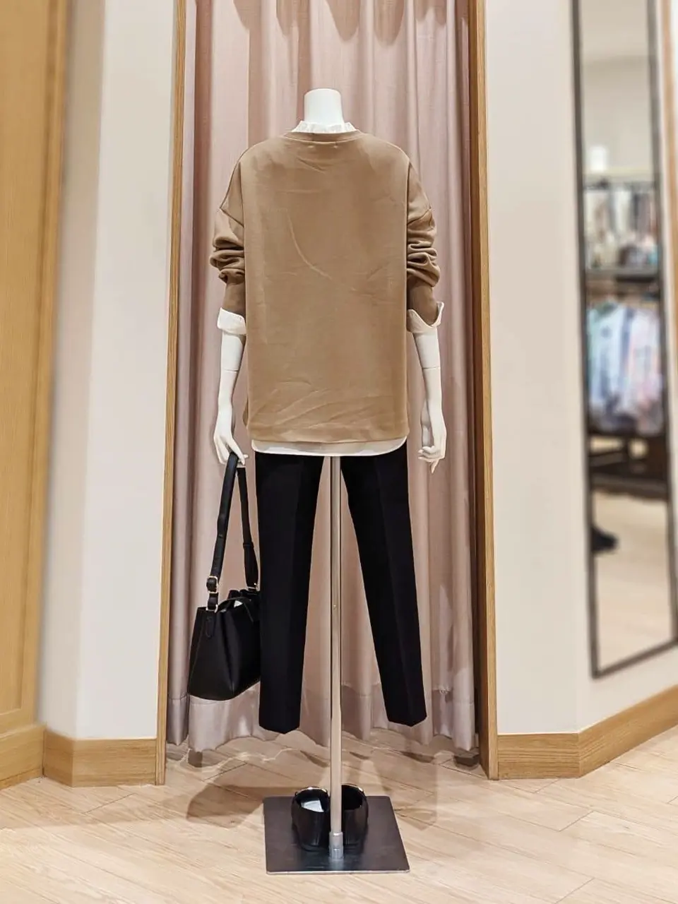 ANY 岩田 コーディネート画像